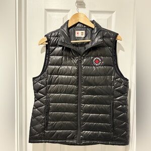 Hudsons Bay black puffer vest lightweight full zip medium men’s team Canada